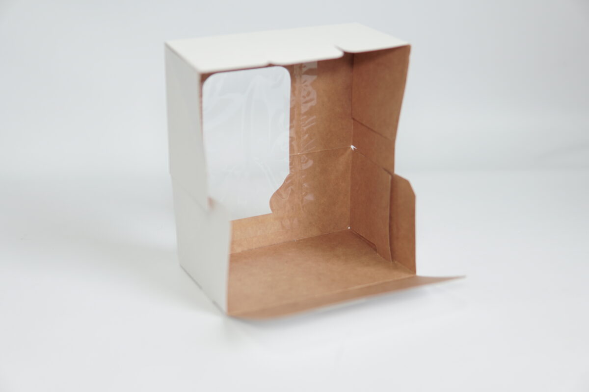 pudełko z okienkiem